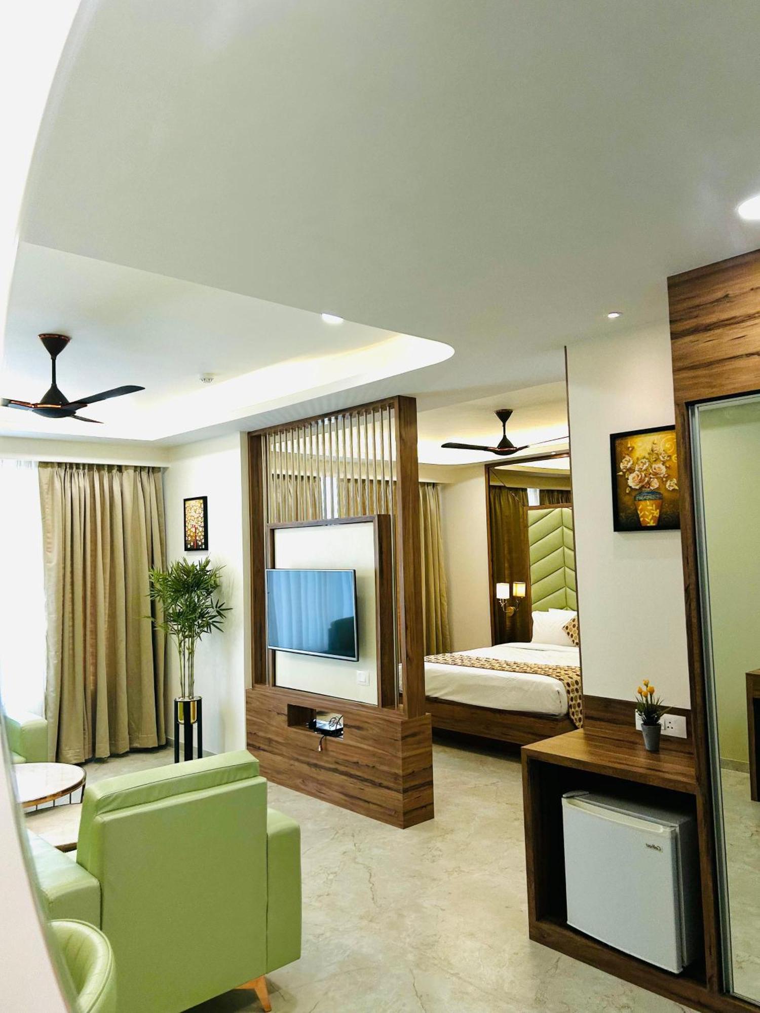 Hotel Grand Visava Lonavala Dış mekan fotoğraf