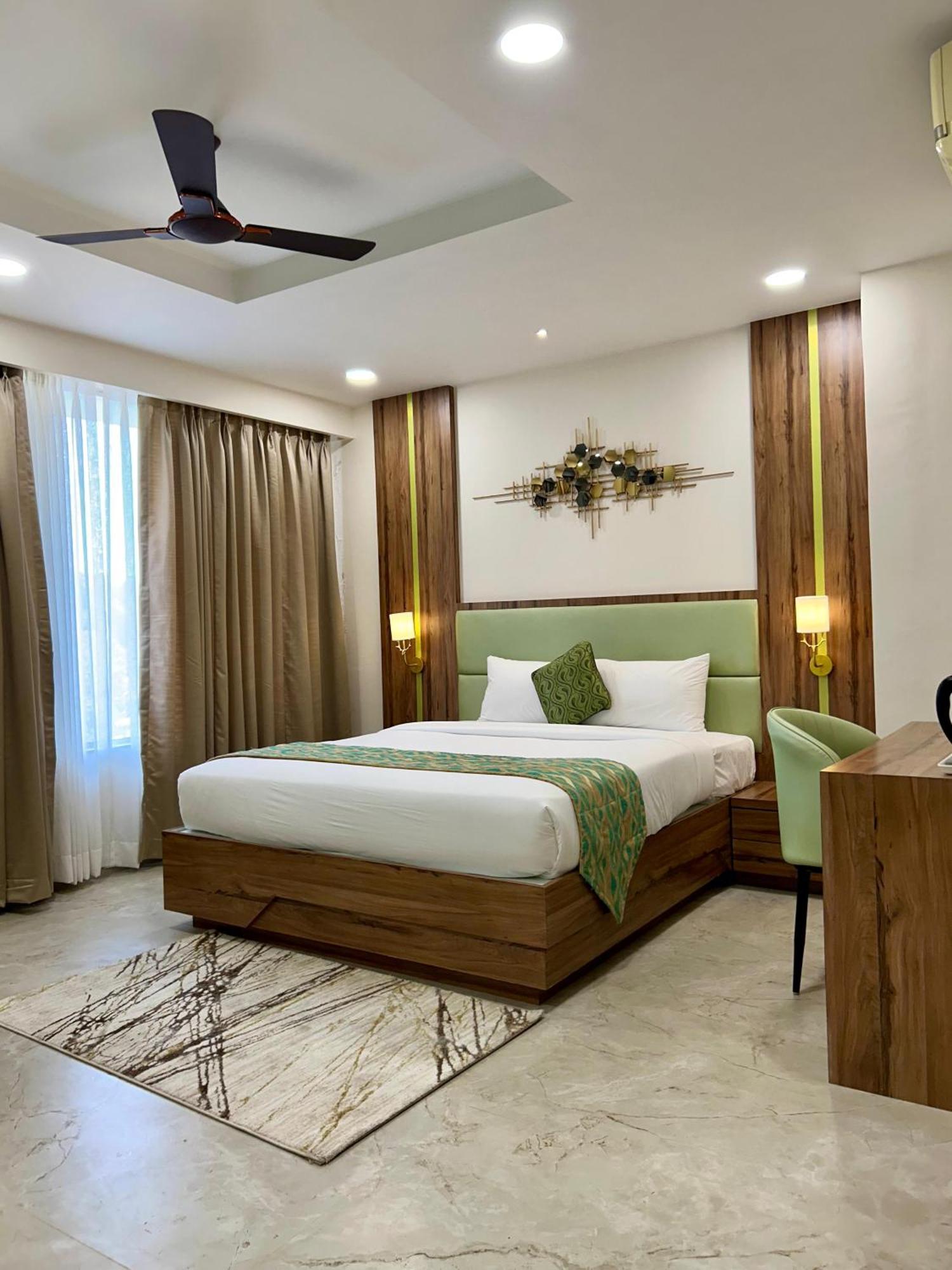 Hotel Grand Visava Lonavala Dış mekan fotoğraf