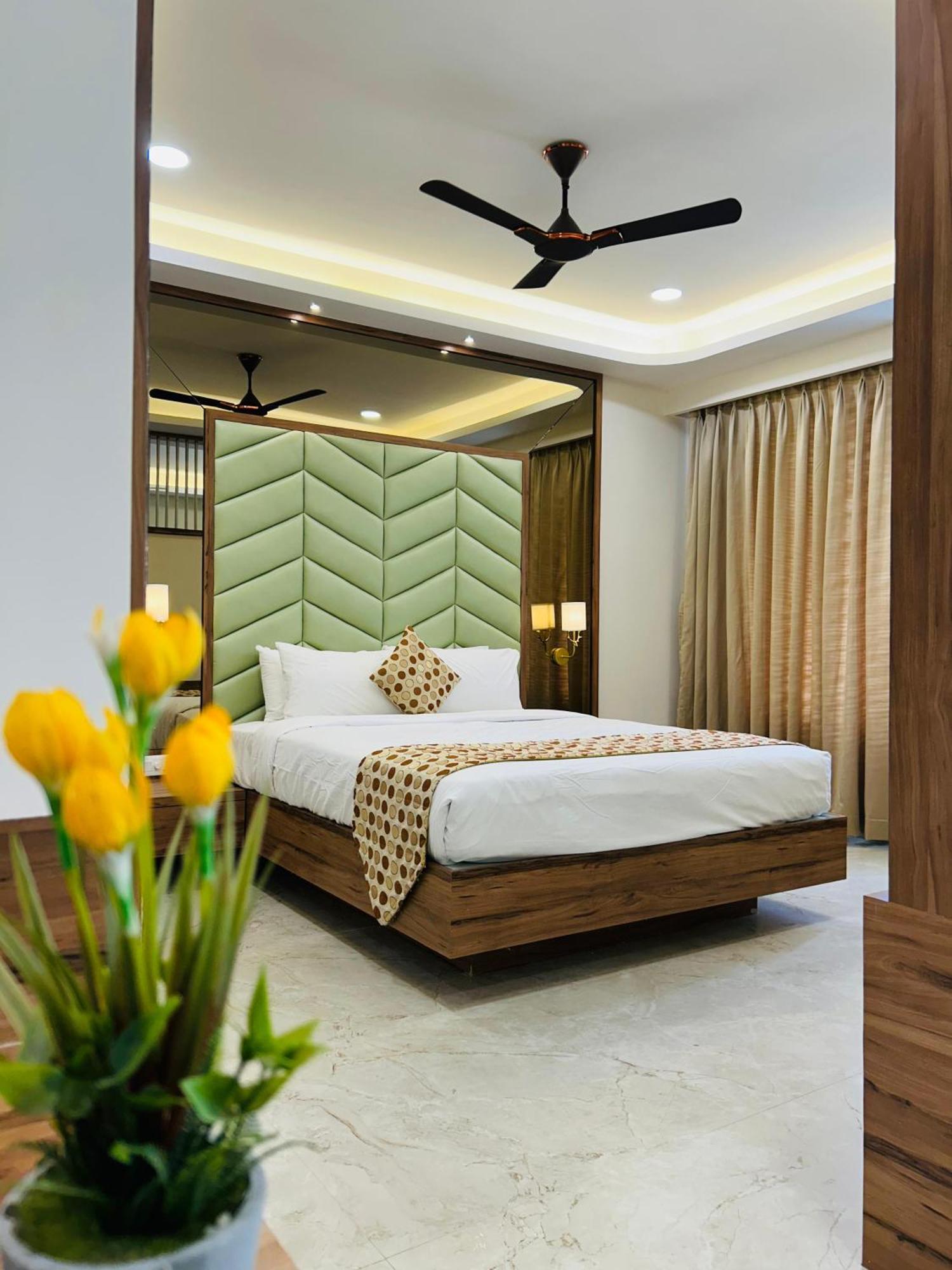 Hotel Grand Visava Lonavala Dış mekan fotoğraf