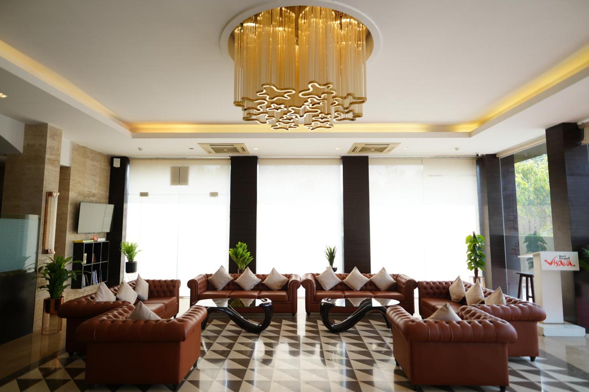 Hotel Grand Visava Lonavala Dış mekan fotoğraf