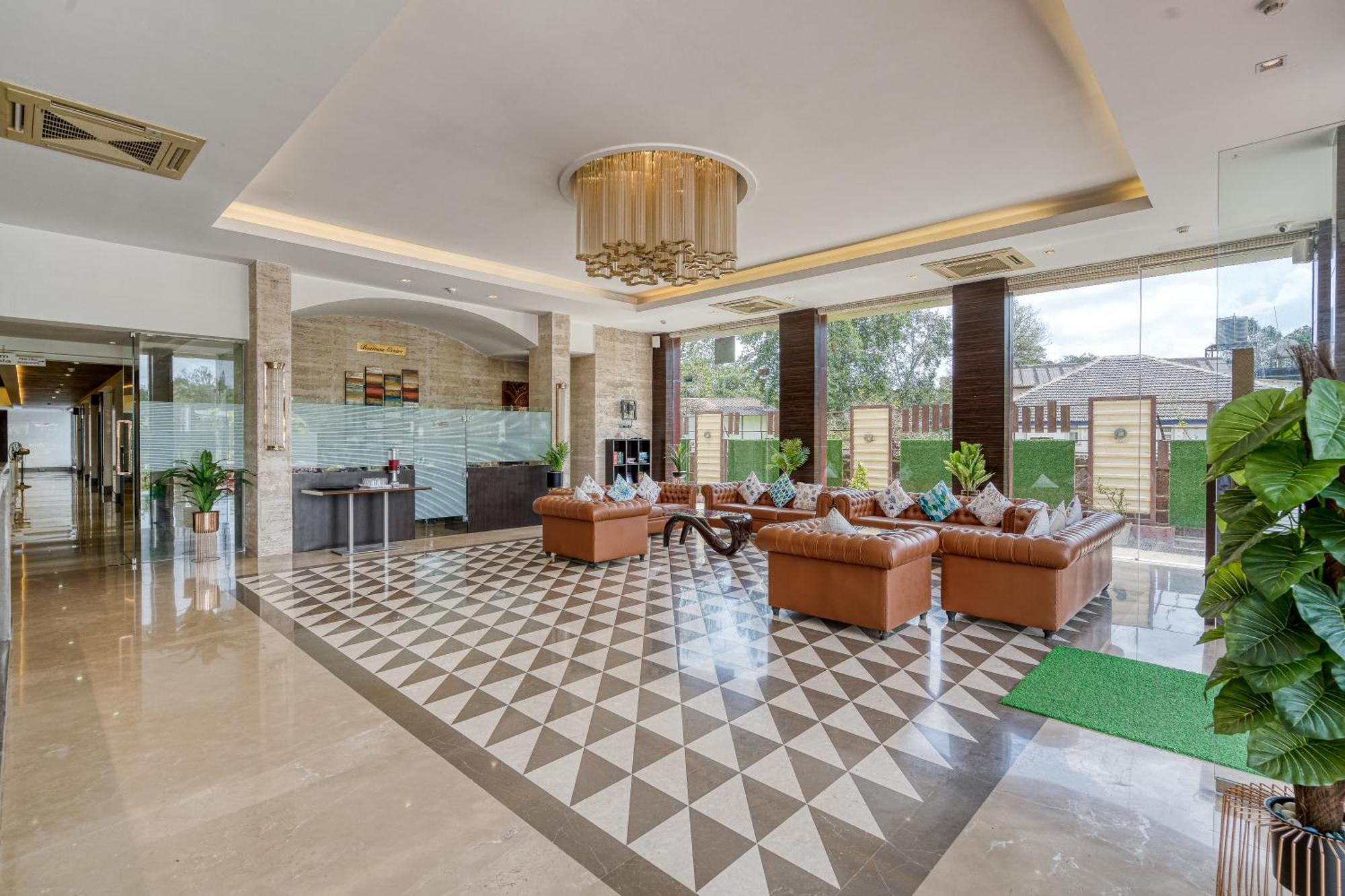Hotel Grand Visava Lonavala Dış mekan fotoğraf