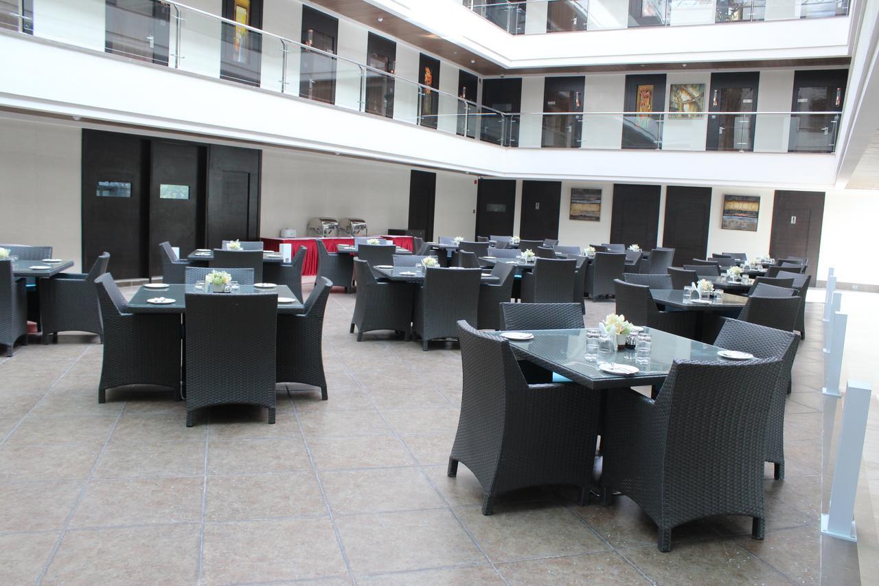 Hotel Grand Visava Lonavala Dış mekan fotoğraf