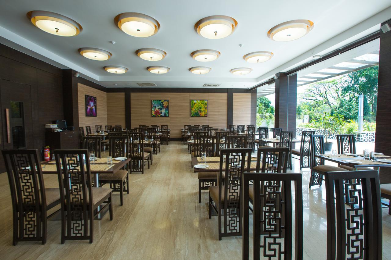 Hotel Grand Visava Lonavala Dış mekan fotoğraf
