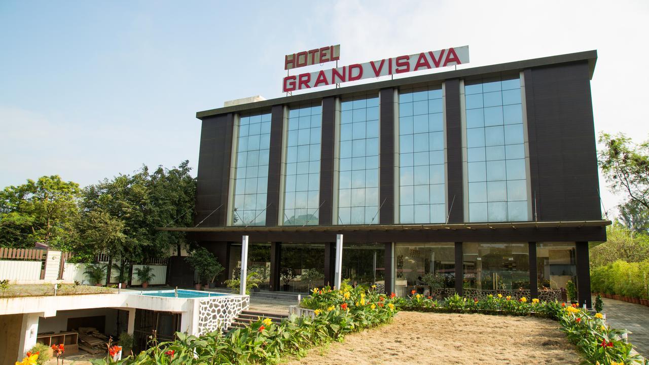 Hotel Grand Visava Lonavala Dış mekan fotoğraf