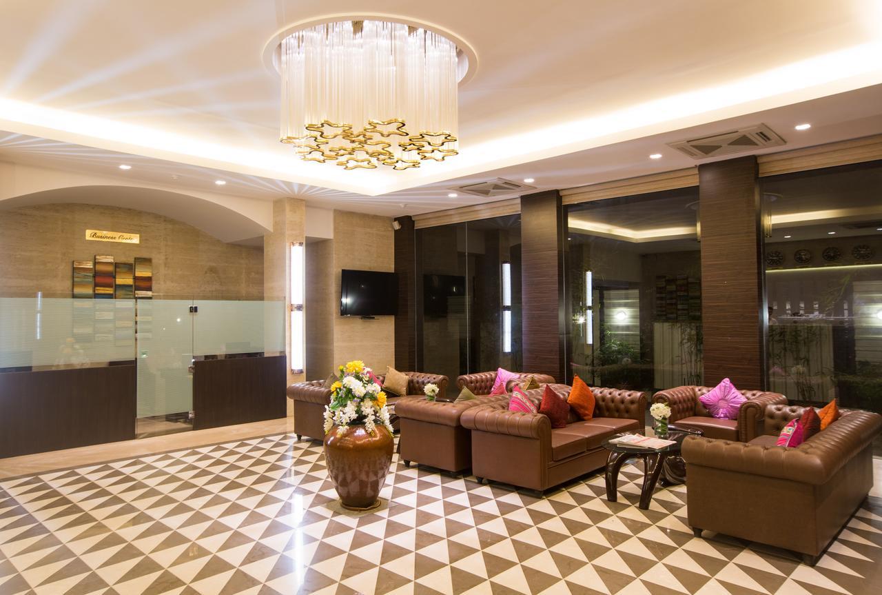 Hotel Grand Visava Lonavala Dış mekan fotoğraf