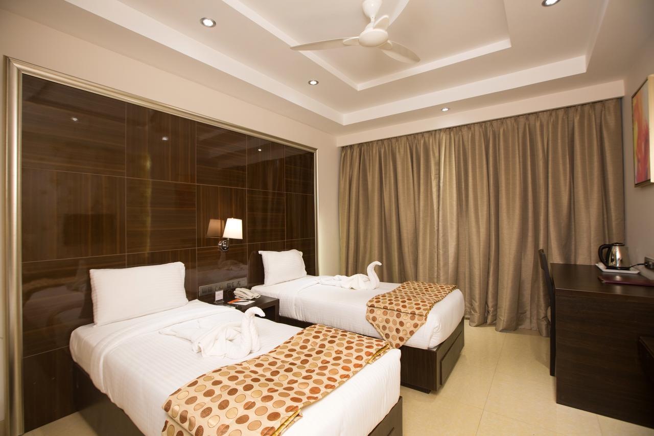 Hotel Grand Visava Lonavala Dış mekan fotoğraf