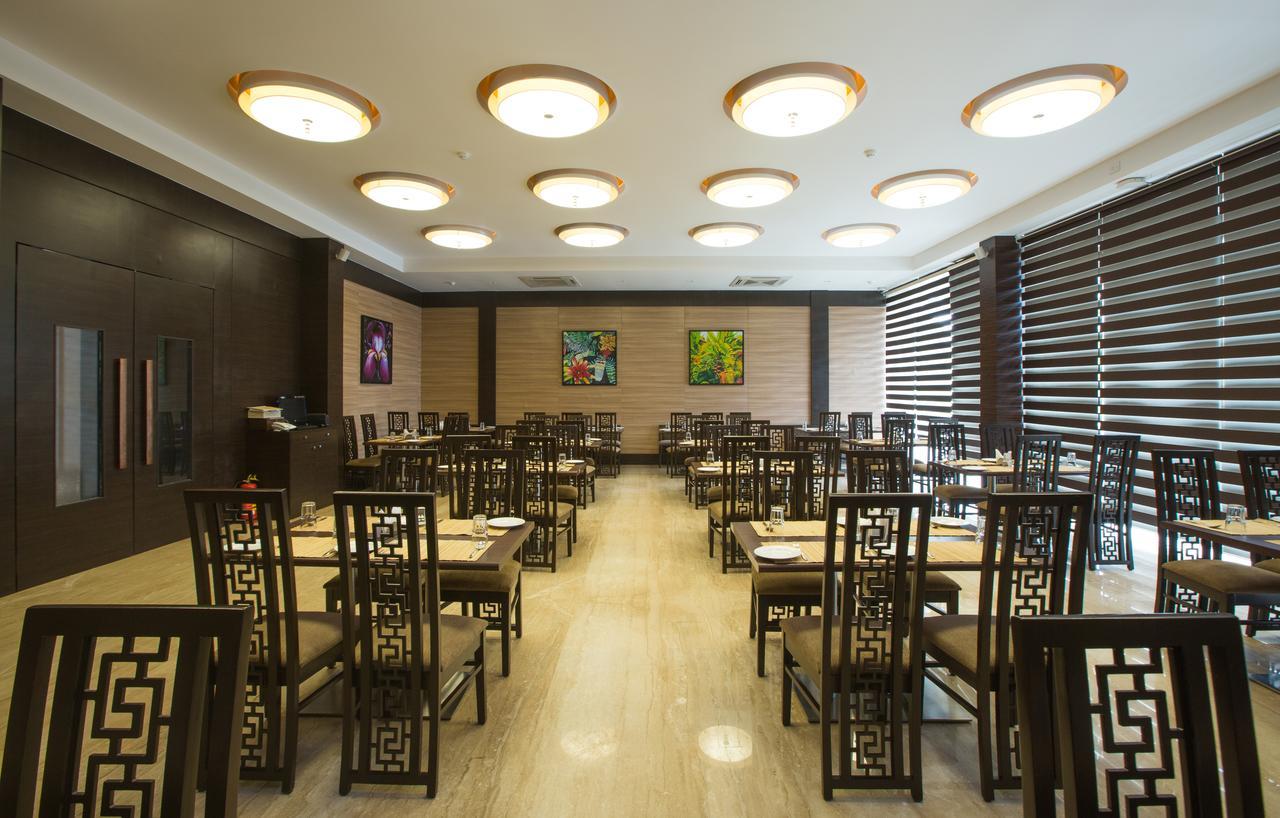 Hotel Grand Visava Lonavala Dış mekan fotoğraf