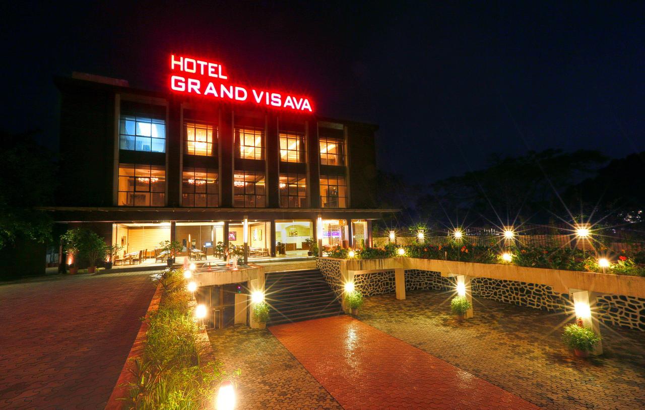 Hotel Grand Visava Lonavala Dış mekan fotoğraf